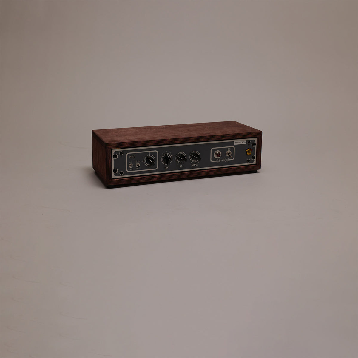2U Caramel studio rack, angled view