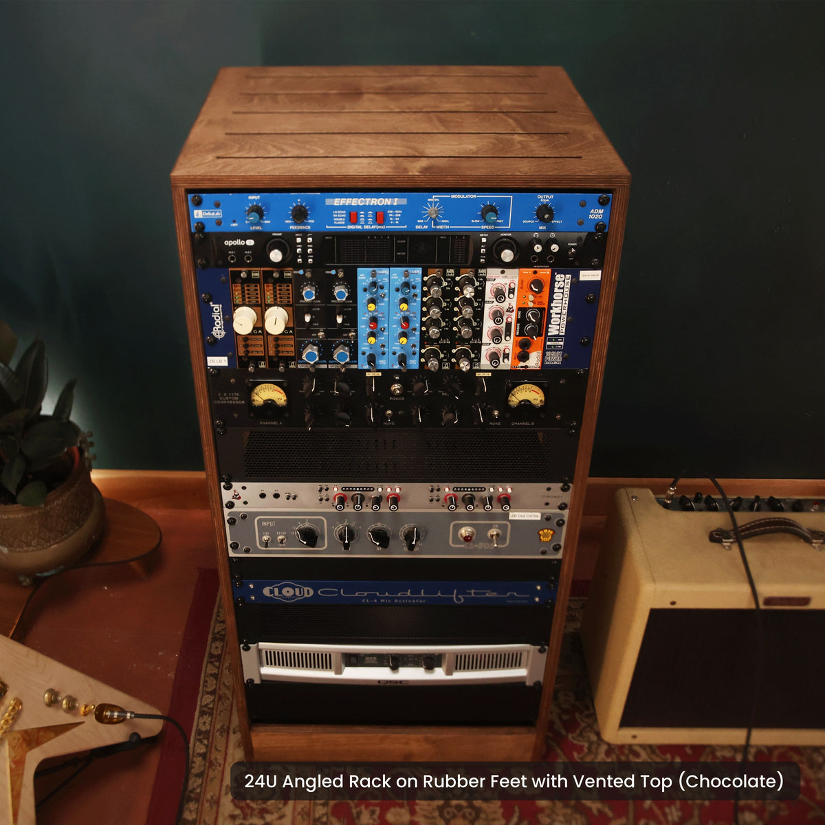 Angled Rack on Rubber Feet