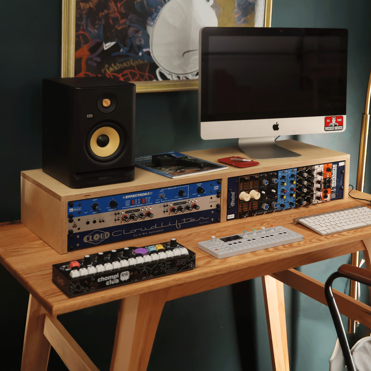 Handmade wood 3U Double Bay Rack (Natural), in a home studio